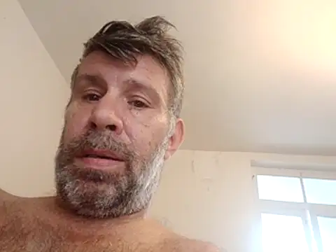 stud2512 Live XXX Chat
