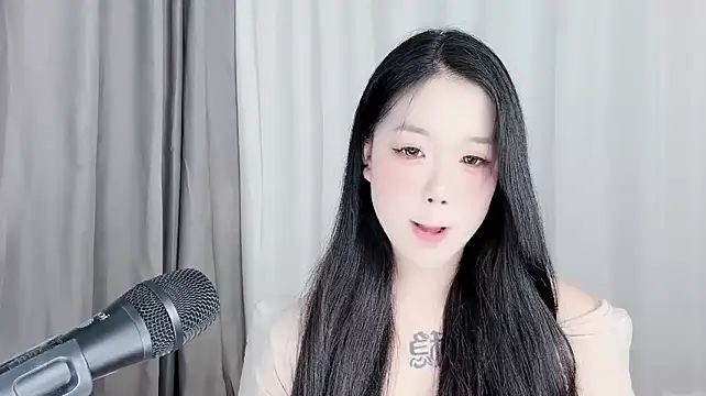 dalaopo6のライブXXXチャット