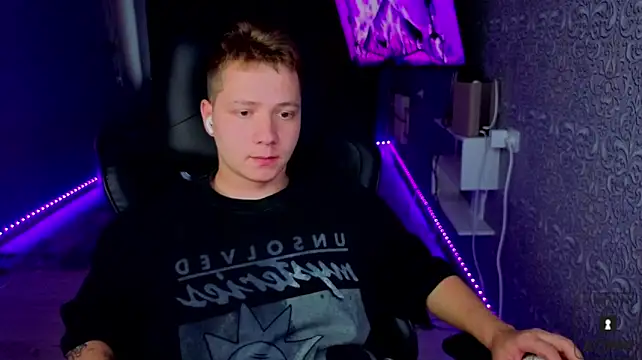 Karl_Night_ XXX чат на живо