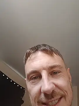 minim388 – Naživo XXX chat