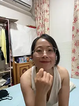 TangTang0530's Live XXX Chat
