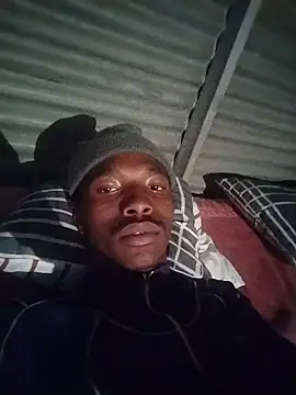 alphamale25 Show Webcam