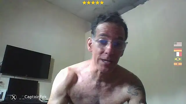CaptainFox Chat XXX in diretta