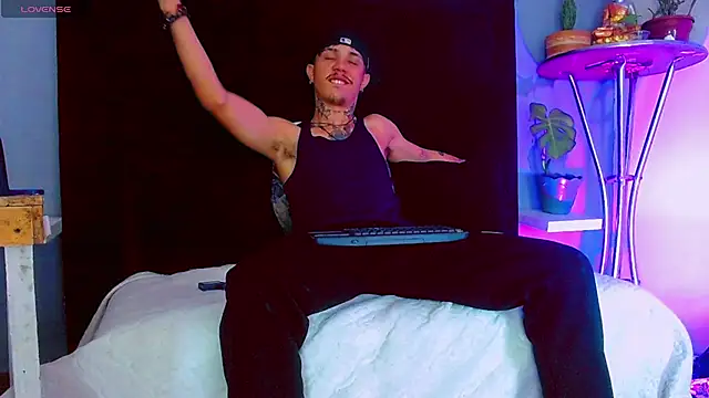 Živý XXX chat HannibalLester