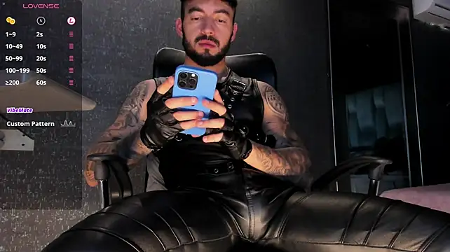 Chat +18 de MarkWalker__ ao vivo