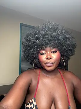 WomanNextdoor1's Live XXX Chat