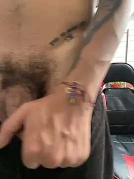 AlphaMasterXxxn Live XXX chat