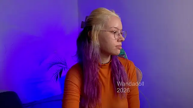 دردشة WandaDoll الجنسية المباشرة