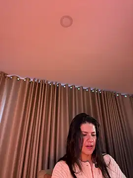 Aliinak Chat XXX in diretta
