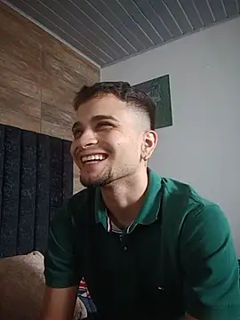Chat +18 de AngeloSaavage ao vivo