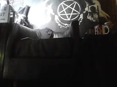 XXX chat uživo modela wormobject