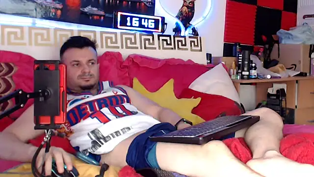 Hugec0ck007 Chat XXX live
