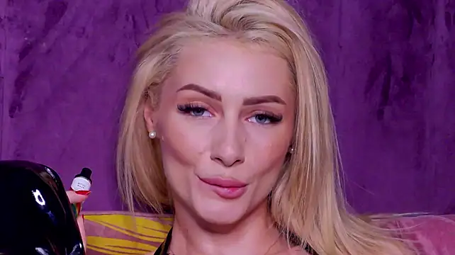 AngieShae Live XXX-Chat