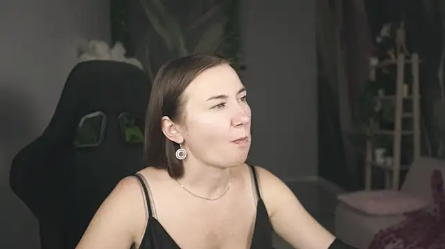 XXX chat uživo modela Golden_Dragon