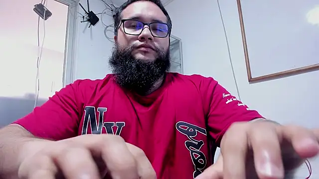 Chat XXX ao vivo de VINCEDMAGLIOO