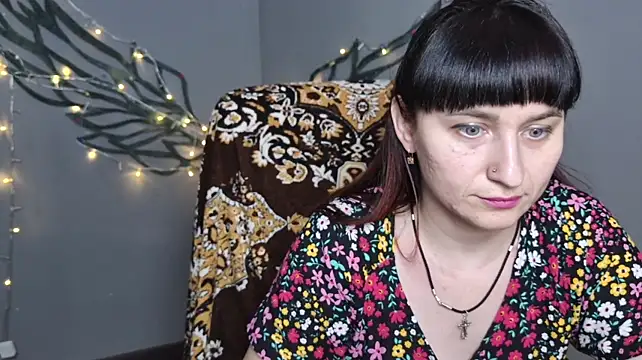 NinaFlawlees – Naživo XXX chat