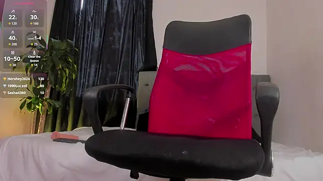 Chat +18 de MaximusClark ao vivo