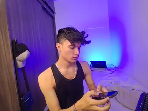 AlexxxGod Live XXX-chat