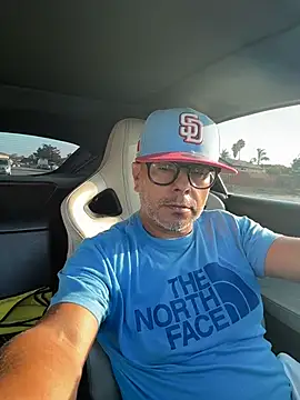 Chat XXX en directo de ValuedConcept687