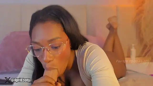 aprilebony_'s Live XXX Chat