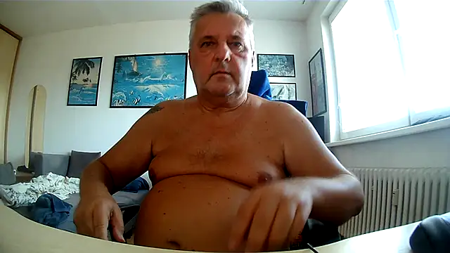 Robert_SK1's Live XXX Chat