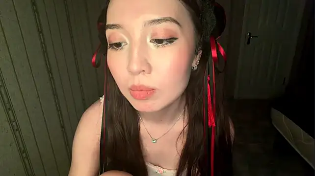 แชท XXX สดของ KasieBratton
