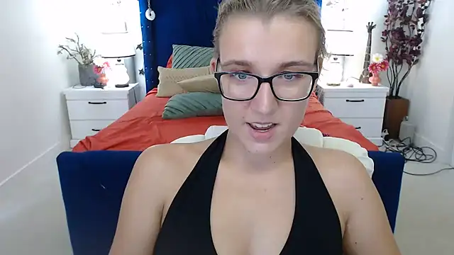 Yennyloves Live XXX Chat