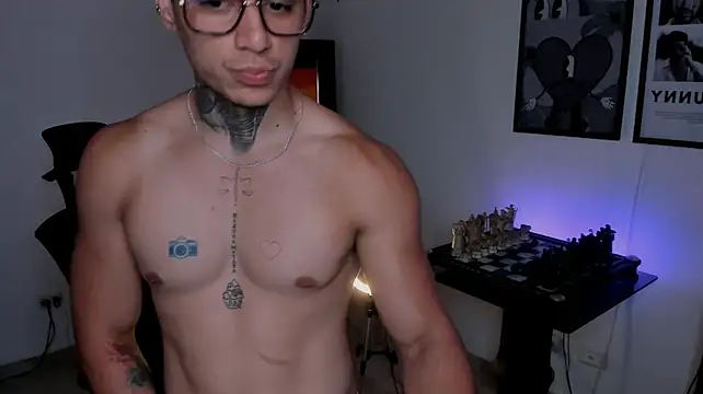 Simon_cortes' Live XXX Chat