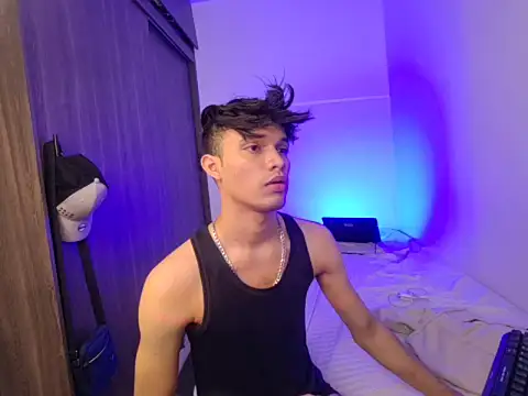 Онлайн чат XXX AlexxxGod