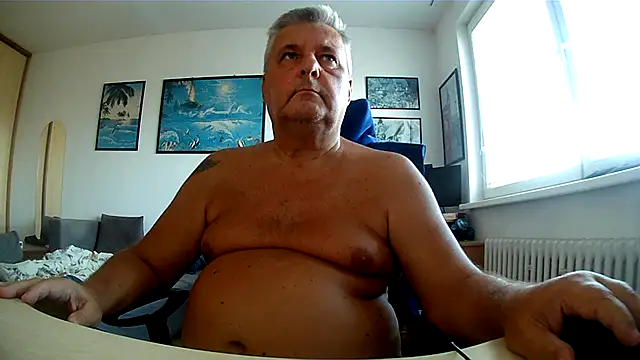 Robert_SK1's Live XXX Chat