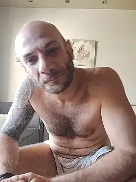 Zikoriko Adlı Modelin Canlı XXX Sohbeti