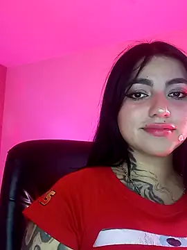 Naomy_Gomez_ XXX чат на живо