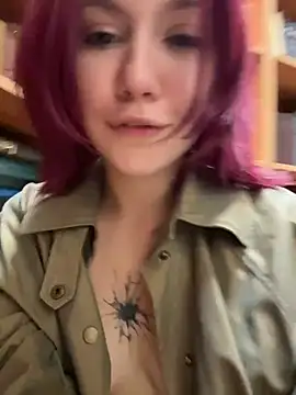 Lilly__KissのライブXXXチャット
