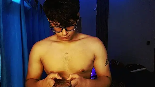 Mr_yisuzz Live XXX Chat