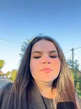SnowWhiteSin's Live XXX Chat
