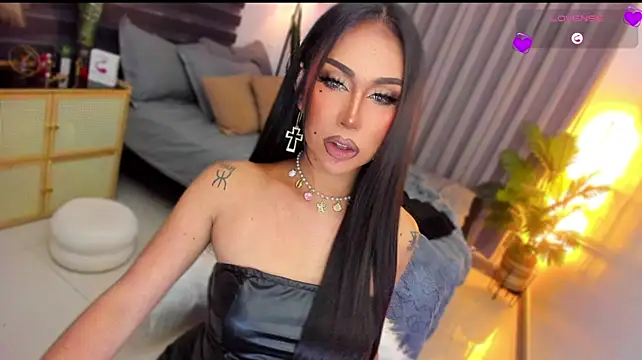 Czat XXX na żywo – UrSluttyGoddess