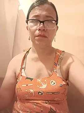 Chilly-wetn Live XXX chat