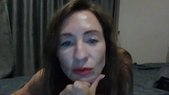 Sweet_Poeme's Live XXX Chat