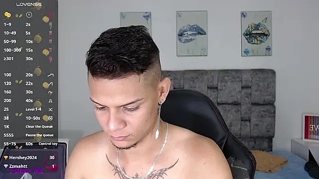 Онлайн чат XXX axcel_boy_