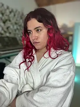 دردشة NikkiNix الجنسية المباشرة