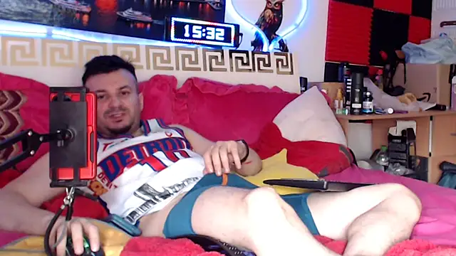 Hugec0ck007 Chat XXX live