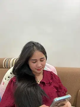 Chat XXX ao vivo de LittleSun_