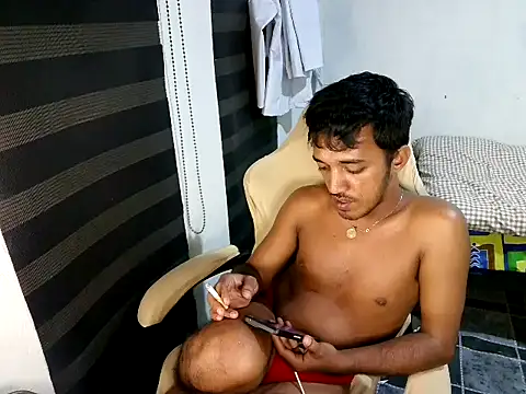 Spicy_RowyCam's Live XXX Chat