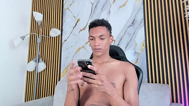 Chat XXX en directo de JulienSaint