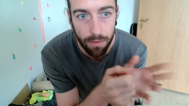 Chatroom XXX en direct de hei_69
