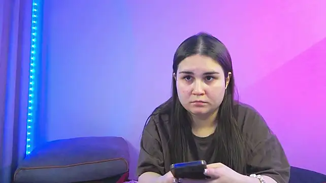 LucyMuur Chat XXX in diretta