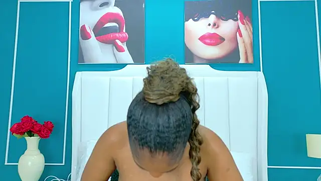 Živý XXX chat AlisonTravis