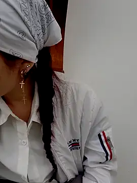 _yuyi – Live XXX-chat