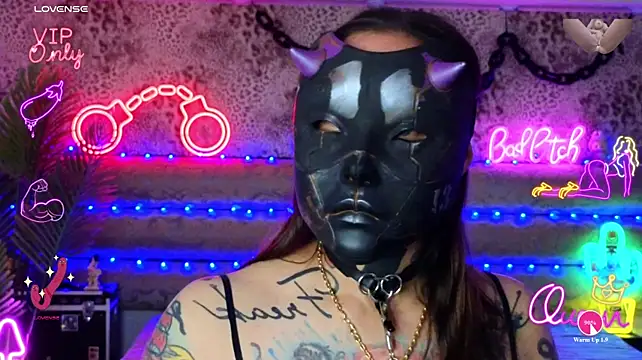 Cool_Freak_ Live XXX-Chat