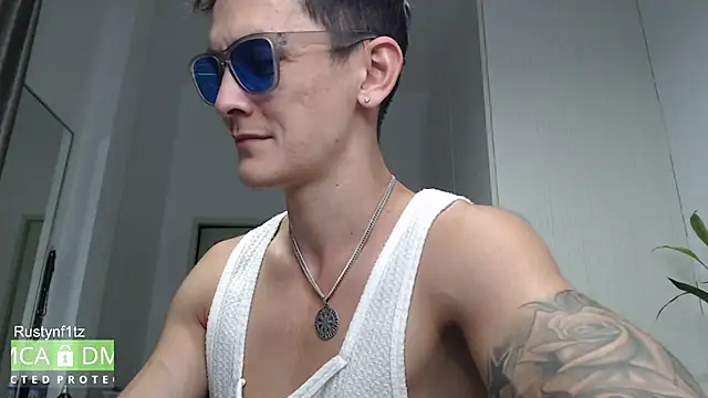 Rustynf1tz_ Adlı Modelin Canlı XXX Sohbeti
